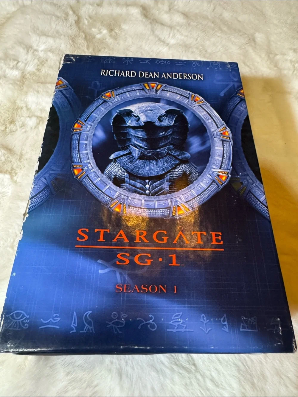 Stargate SG-1 Complete Seasons 1-4 Box Set - Blue, Gold, Green, Red DVDs